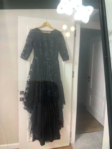 Ziyafət donu, Maksi, M