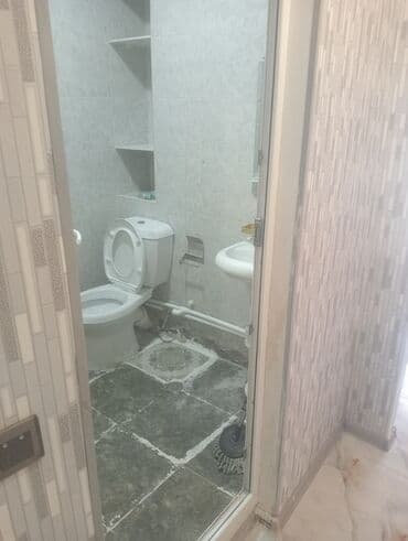 Qarajlar: Kirayə verilir: eyvanlı otaq/studio - Geniş açıq eyvan: keramika — 10