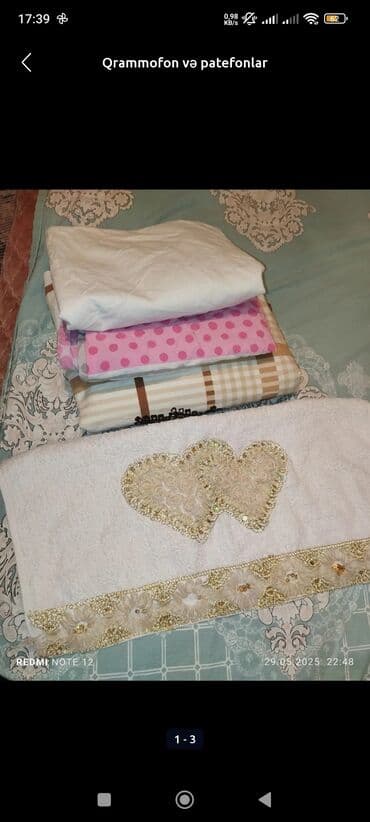 gence hicab instagram: El üz dəsmalı 1 manat
can dəsmalı 3 
uşaq desti 4 
yastıq üzü 1 manat — 4