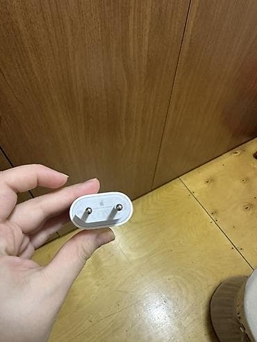 iphone 11 black: Simsiz şarj cihazı Apple, İşlənmiş — 3