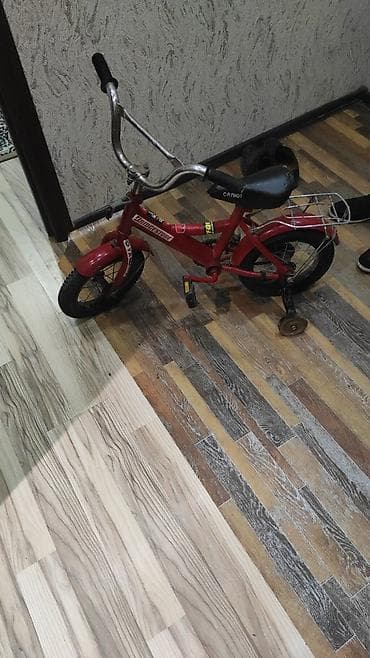Детские велосипеды: Uşaq üçtəkərli velosipedi və kiçik uşaq velosipedi dəst şəklində — 3