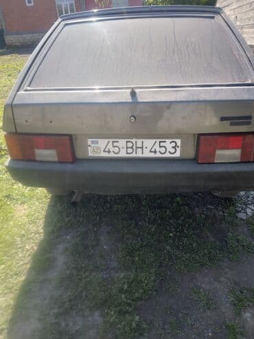 авто на свадьбу бмв: Bu Lada Samara avtomobili, gündəlik istifadə üçün uyğun, praktik bir — 3