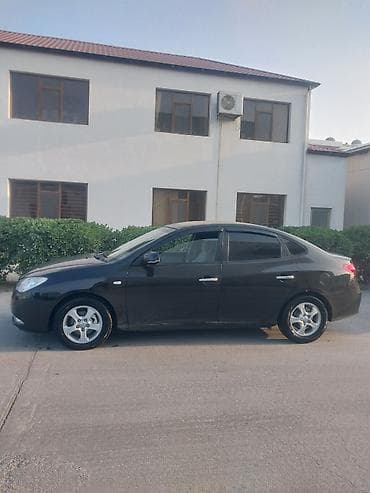 Hyundai Avante: 1.6 l | 2007 il Sedan