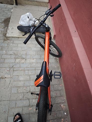 24 velosiped: BLIX GTR dağ velosipedi Parlaq narıncı rəngdə, idman üslublu BLIX GTR — 1