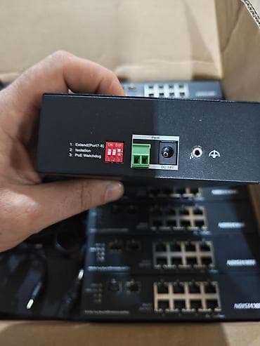 kamera dəsti: Hikvision Ethernet Switch – Model: DS-3T0510HP-E/HS Xüsusiyyətlər: - — 2