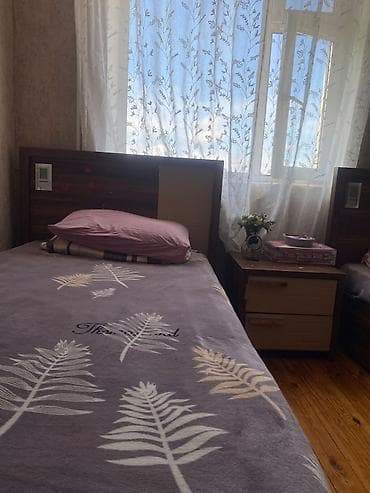 karaca gence: Oğlan və qız üçün, İkinəfərlik çarpayı, 2 tumba — 2