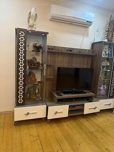 televizor stend: TV stendi və vitrinli dəst - Tərkib: mərkəzi TV stendi, hər iki — 2