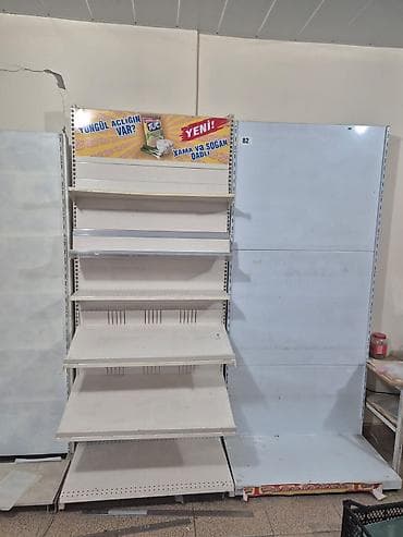 Mağaza üçün metal vitrin rəfi - Material: möhkəm metal konstruksiya - — 1