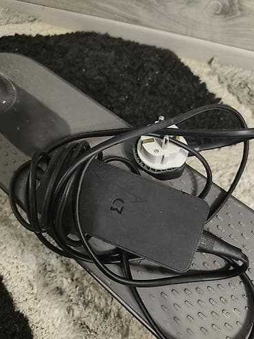 electro samokat: Xiaomi Essential elektrik skuter. Yaxşı vəziyyətdədir. Zapcast kimi — 3