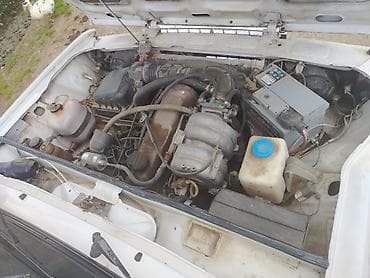 mersedes benz 190: Masnin heç bir problem yoxdur tekerler tezedi mator injektırdı — 6