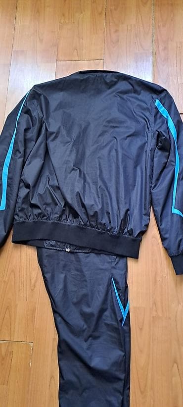 yeni il corablari: Oglan ücün idman dəsti L Xl — 3