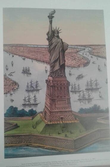 подарок любимому: Продается набор картин "New York in Art" 2012 года. Картины размеры 35 — 12