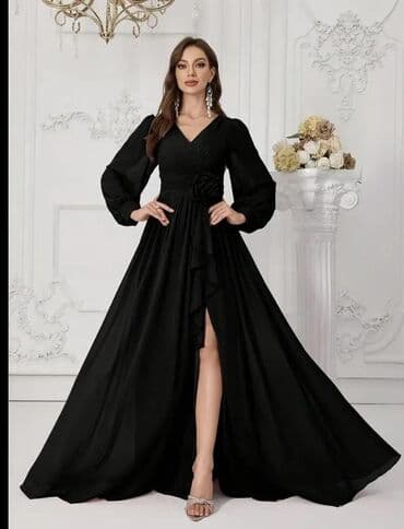 oğlanlar üçün son zəng paltarı: Zərif qara axşam/gecə geyimi - Model: Uzun, A-kəsimli, qabarıq — 1