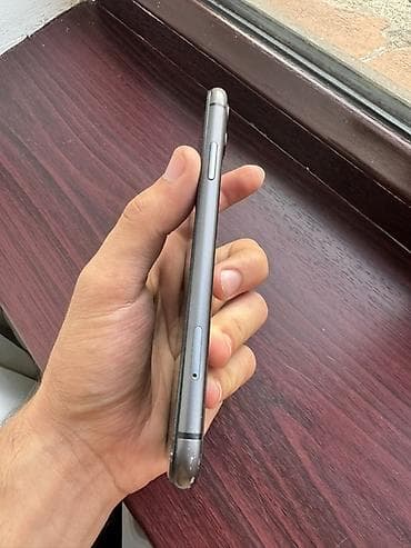 irşad iphone: IPhone 11, Qara, Face ID — 5