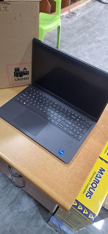 Yeni Dell 15.6 ", Intel Core i3, 512 GB, Ünvandan götürmə