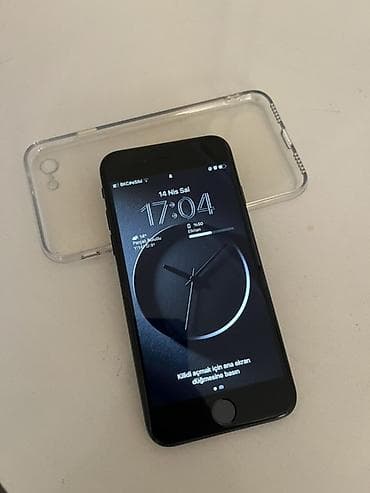 iphone 11pro: IPhone SE 2020, Qara, Simsiz şarj — 1