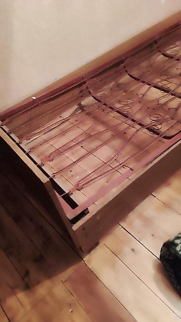 Diqqət. qıdimi 40 ilin krovatl.Sovetdən qalma.krosnadarın krovatl.cox lalafo.az -da Diqqət. qıdimi 40 ilin krovatl.Sovetdən qalma.krosnadarın krovatl.cox