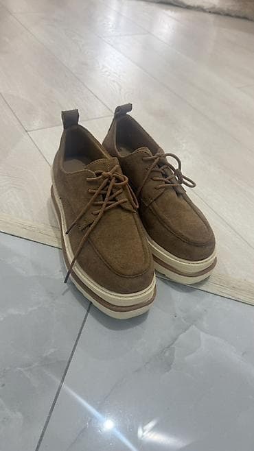 eqa shoes ecemi unvan: Yenidi 1 dəfə geyinilib.Alan ozu de gorecek.70mana almisam.40mana — 2