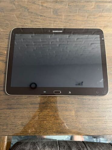 Samsung planşet Xüsusiyyətlər: - Ekran: təxminən 10.1 düym geniş