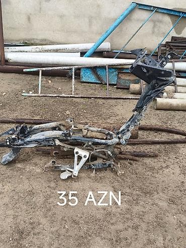 запчасти ниссан патрол y61: Moped ehtiyat hissələri satılır (şəkillərdə olan komplekt): - — 1