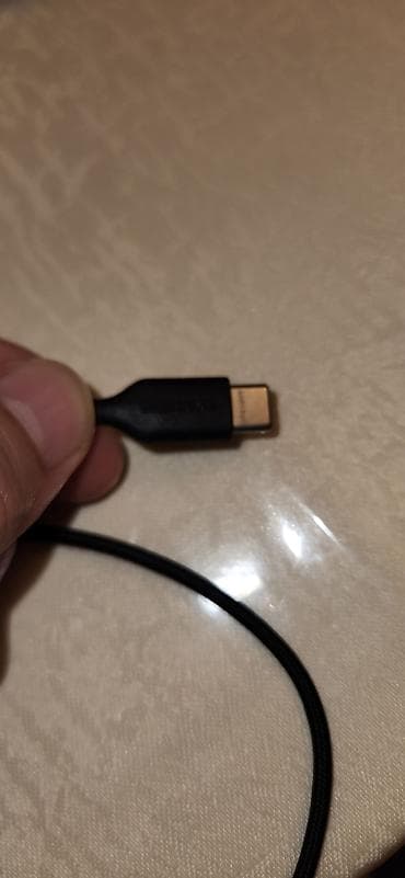 micro qulaq: Orijinal AKG qulaqlıq. Amerikadan getirilib. Vietnam istehsalı — 6