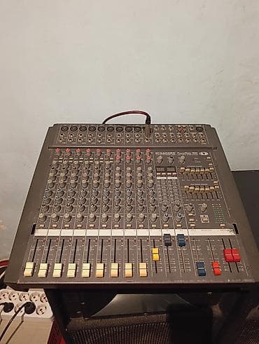 radio usb bluetooth: Dynacord PowerMate 1000 mikser və Yamaha səsgücləndirici akustik — 1