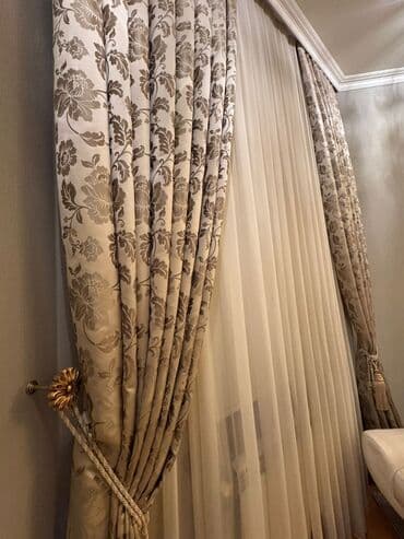 prada: Klassik naxışlı pərdə dəsti - Material: Qalın dekorativ parça və — 2