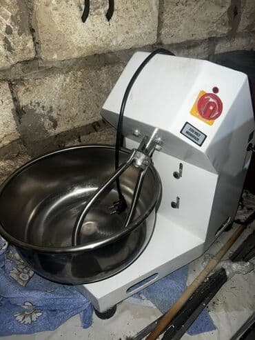 морозильная камера для мороженого бу: Peşəkar xəmirləyişdirici (spiral mikser) - Güc mənbəyi: 220 Volt — 1