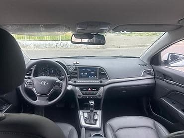 port baqaj: Hyundai Elantra: 1.6 l | 2018 il Sedan — 8