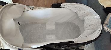 usag kravatlari: Çıxarıla bilən beşikli araba, Chicco, İşlənmiş, Yaş: <1 ay — 1