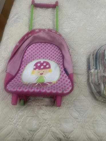 Məktəb çantaları: Uşaq üçün çəkməli çanta və 2 aksesuar dəsti - Brend: ItsImagical — 2