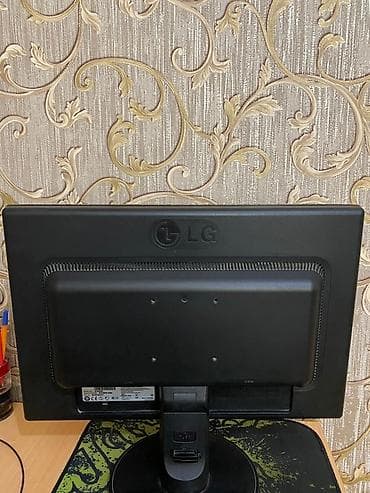 manitor güzgü: LG manitor 19luq təzə kimi heç bir problemi yoxdu — 2