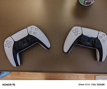 dirnaq uzadan lak: PlayStation 5 Slim (CFI-2000A) – diskli versiya, Yaponiya — 6