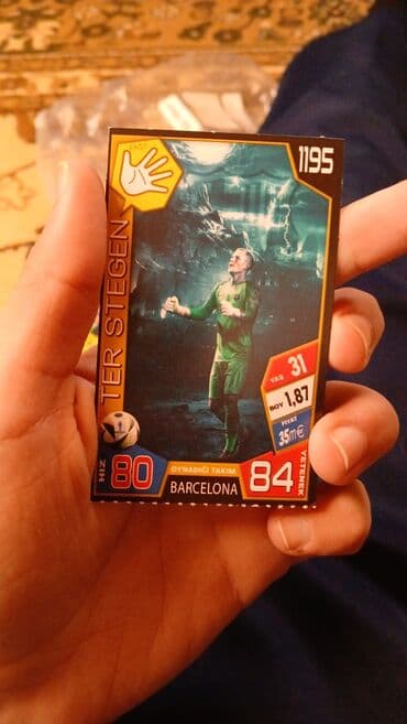 imzalı futbol topu: Emre Mor futbol kartları kolleksiyası. Bu kartlar müxtəlif klublarda — 17