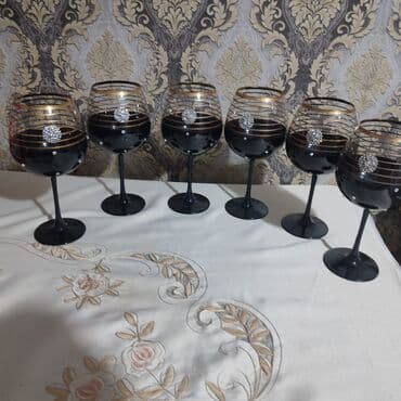 Qədəhlər, rəng - Qara, Şüşə, İtaliya — 3