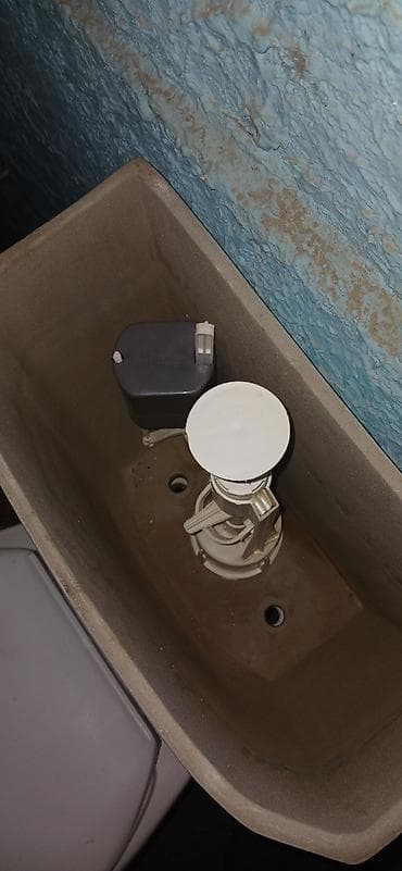 islenmis unitaz satilir: Unitaz satilir yaxsi veziyetdedir — 3