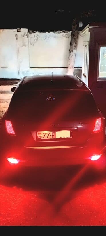 продажа подержанных автомобилей: Kia Ceed: 1.6 л | 2010 г. Хэтчбэк — 8