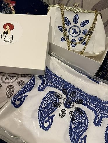 apple watch 1: Ayla Butik dəst – şərf və çanta komplekti - Dizayn: Mavi-ağ şərq — 1