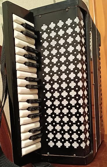 kreditle qarmon: Qarmon, Akustik, İşlənmiş, Ünvandan götürmə — 1