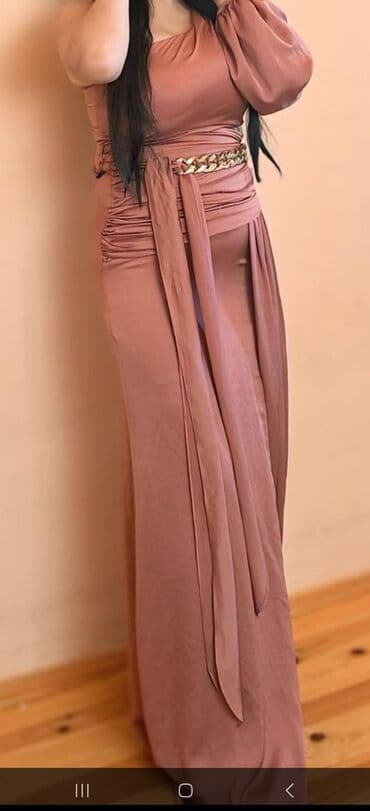 toy ucun tulumlar: Pudra-çəhrayı rəngdə uzun ziyafət donu - Model: asimmetrik, birqat — 2