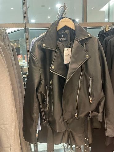 mexli kurtka: Bu kurtkanın jiletkası satılır yeni stradivarius brendi — 1