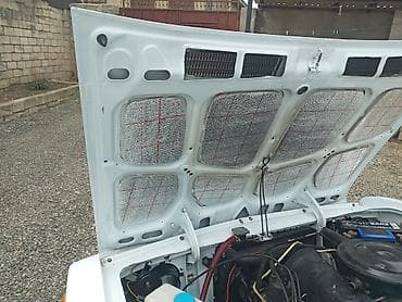 18 teker: Model: VAZ 2106 (klassik “altılı”) Kuzov rəngi: ağ Kuzov: sedan, xrom — 7