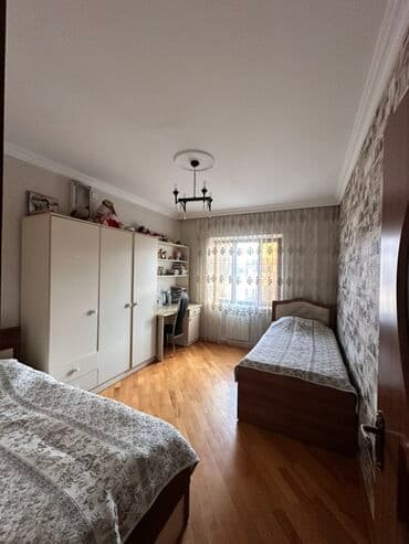 bağca: Bakı, 9-cu mikrorayon, 3 otaqlı, Köhnə tikili, m. Nəsimi, 61 kv. m — 4