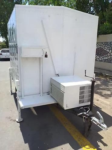 стойка для вешалок: Mobil soyuducu qoşqu - Təkoxlu, dartqıya qoşulan mobil soyuducu — 1