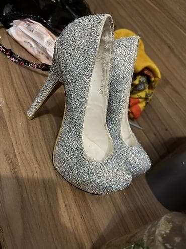 ayaqqabı qadin: 33-34 razmer — 1