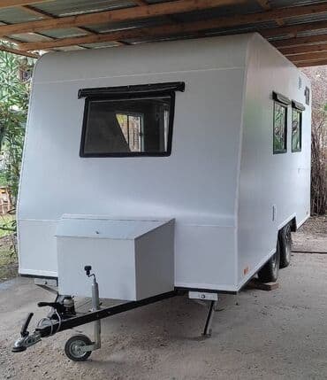 KARAVAN sifarişlə. Istirahətiniz üçün tam şərait var . 12 volt