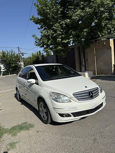 opel astra 2012 model: Mercedes-Benz B 200: 1.7 l | 2007 il Hetçbek — 1