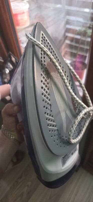 su qizdirici krant: Sonifer buxarlı ütü Xüsusiyyətlər: - Buxar funksiyası və su çəni: üst — 2