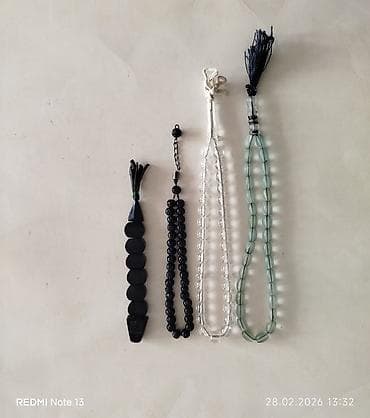 Təsbehlər. Ağ təsbeh 6 manat. Firuzəyi təsbeh 6 manat. Qara təsbeh 6 lalafo.az -da Təsbehlər. Ağ təsbeh 6 manat. Firuzəyi təsbeh 6 manat. Qara təsbeh 6