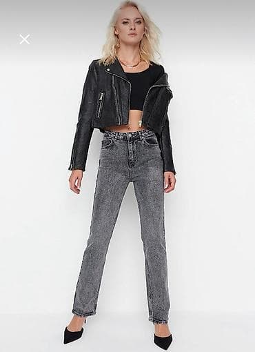 boş şalvar: Trendyolmilla jeans. yenidir, etiketi ustundedir. xs olcudedir. 15 azn — 2